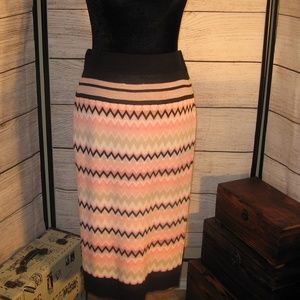 NEW YORK & COMPANY SKIRT NWOT